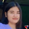 Dieses Portrait-Foto zeigt die Thaifrau Fah. Klick hier für Details und ein großes Bild von ihr.