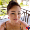 Dieses Portrait-Foto zeigt die Thaifrau Jeen. Klick hier für Details und ein großes Bild von ihr.